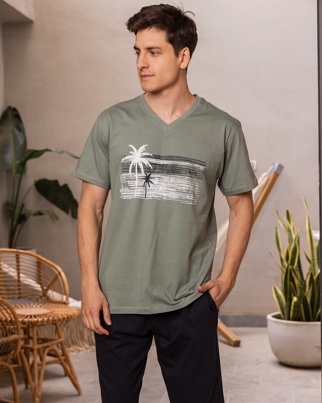 طق النخلة بنتاكور V بيجامه رجالي نص كم