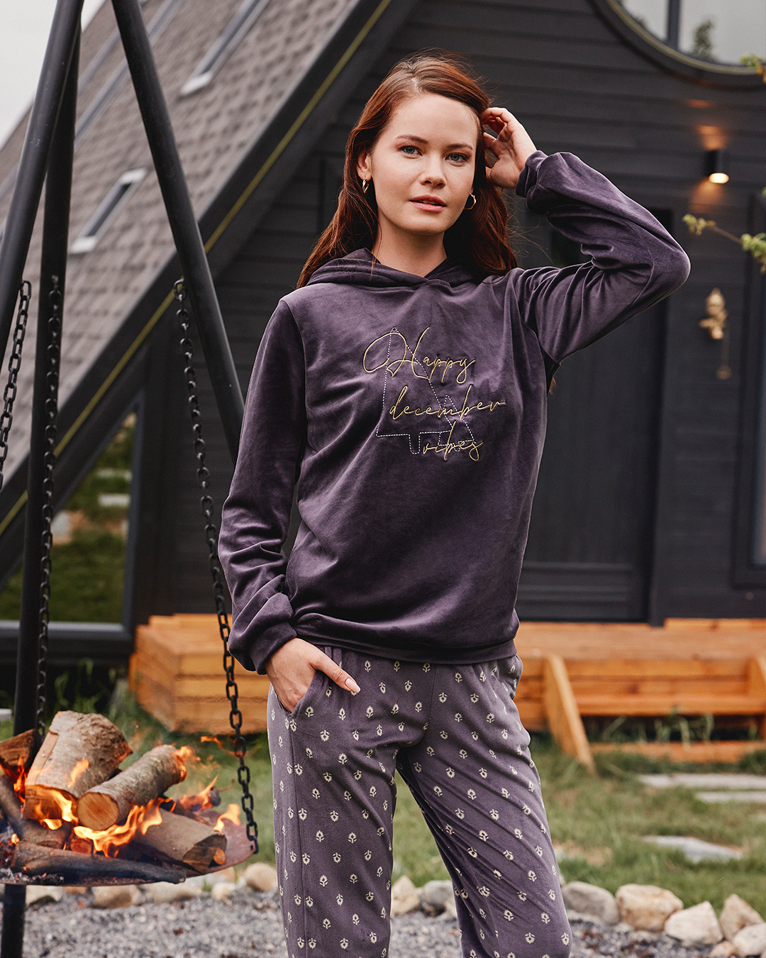 Happy Holidays بيجاما حريمي قطيفة بوليستر كُم طويل