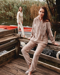 Fluffy buddy Women's Long Sleeve Printed Polar Pajamas