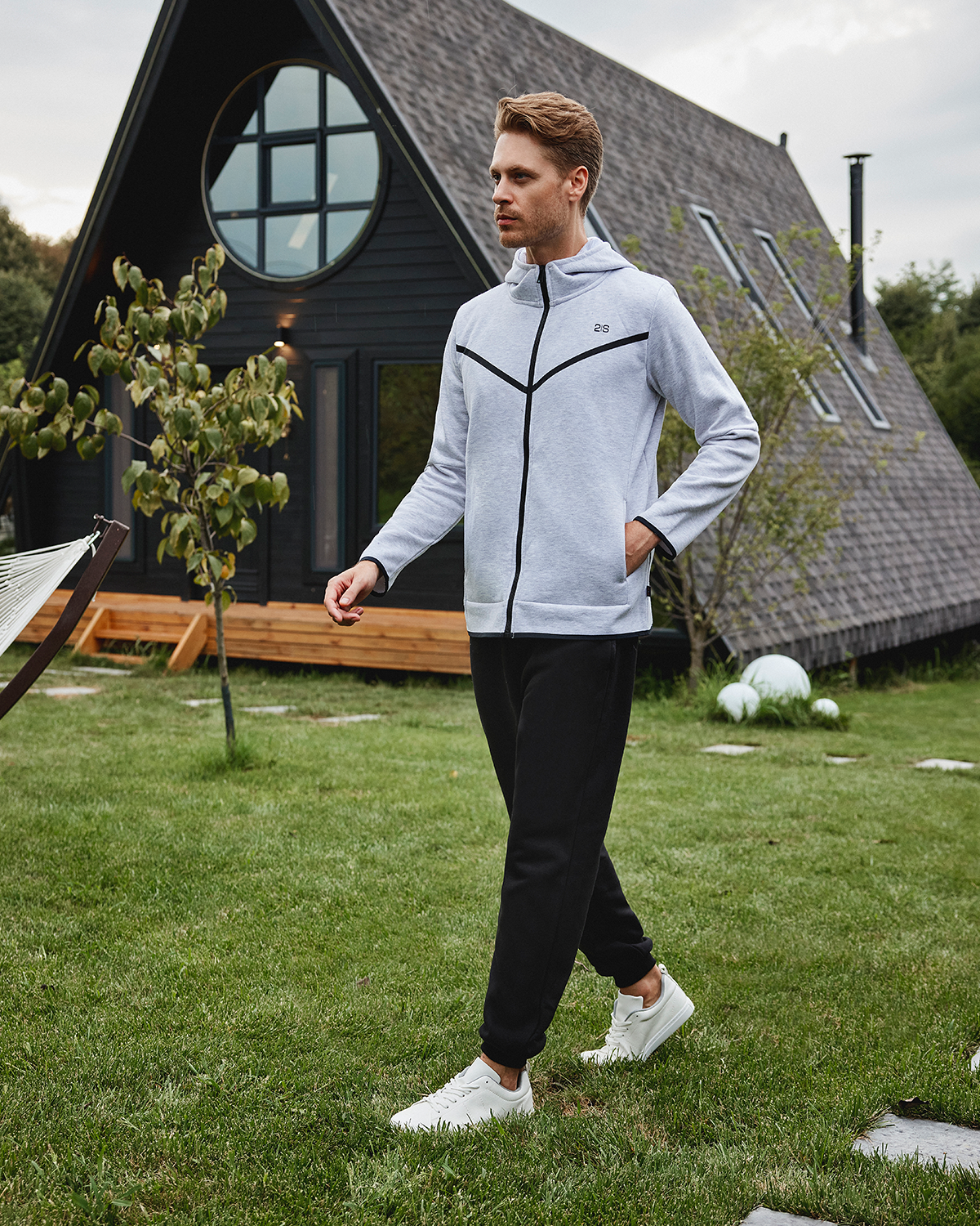 Men's Milton pajamas with a zipper and a cabochon
