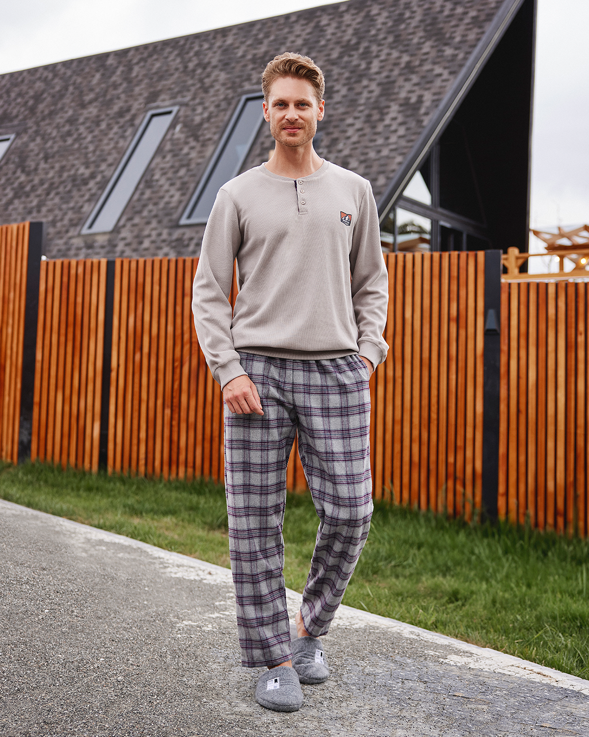 Long Sleeve Men's pajama with mountain badge