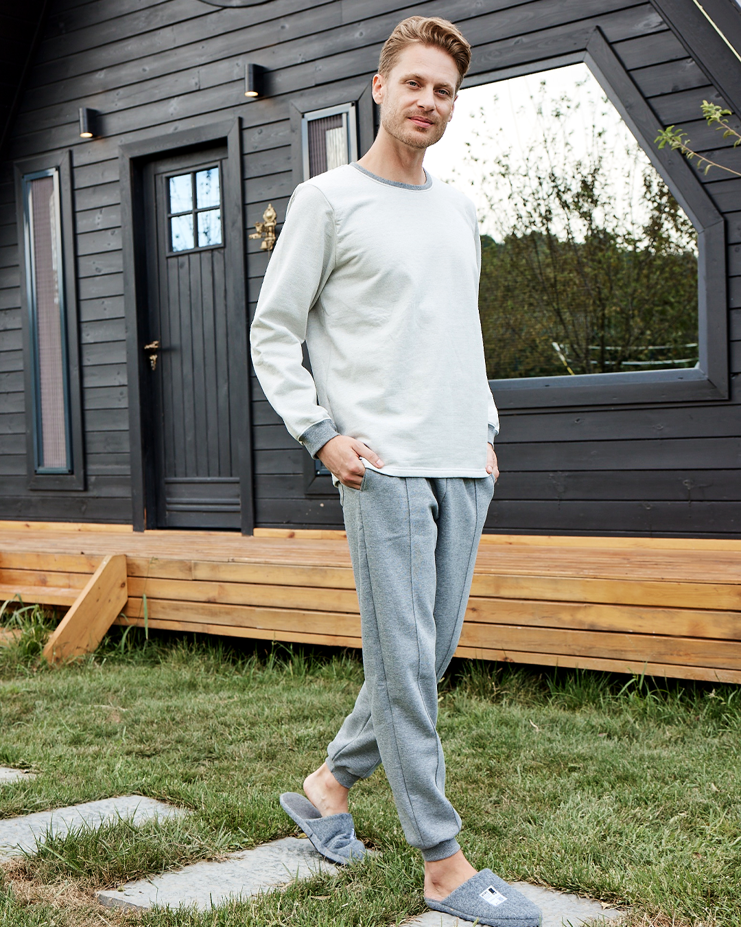 بيجاما رجالي ميلتون سترايب *ميلتون سادة