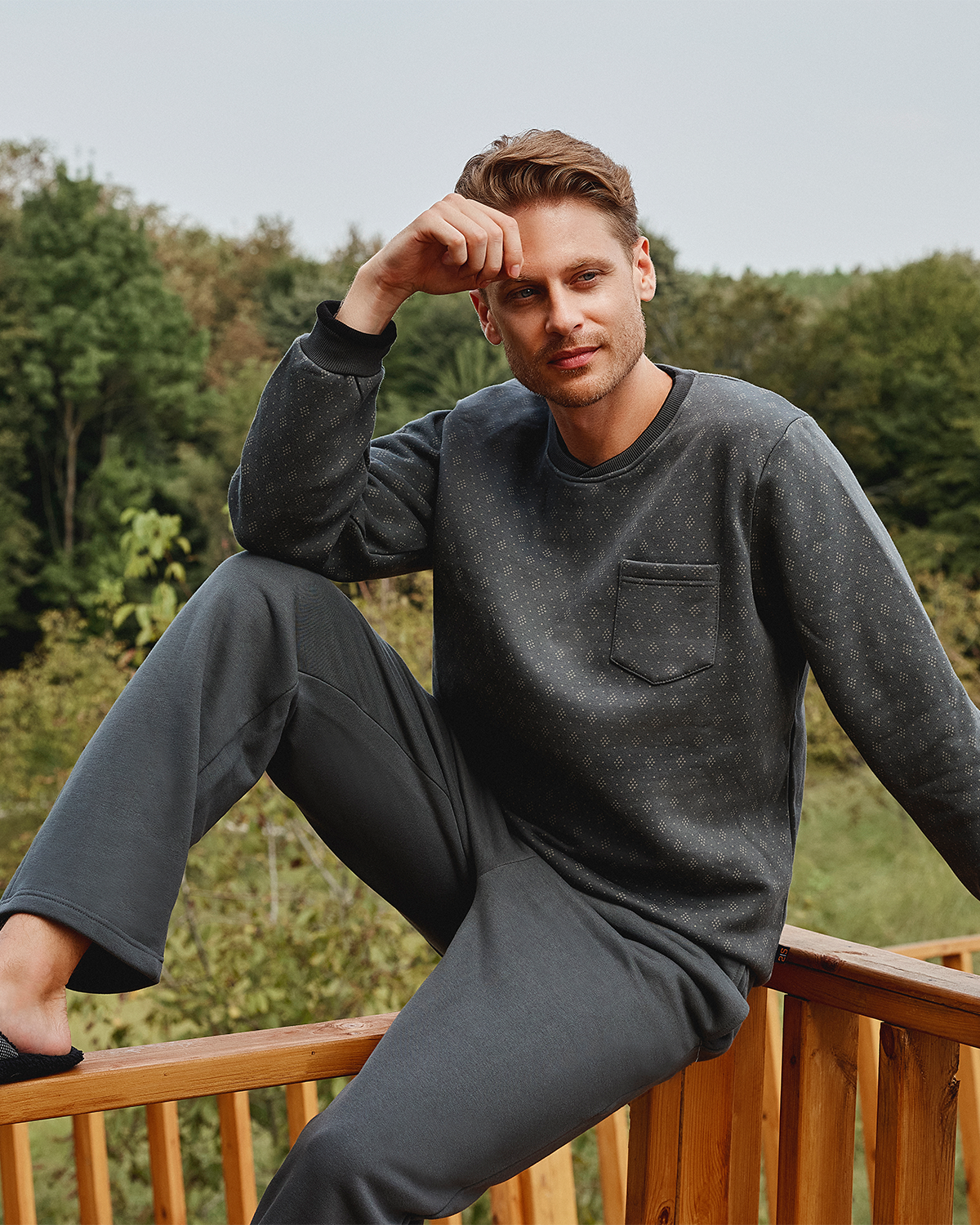 Men's Fleece round neck with pocket pajama