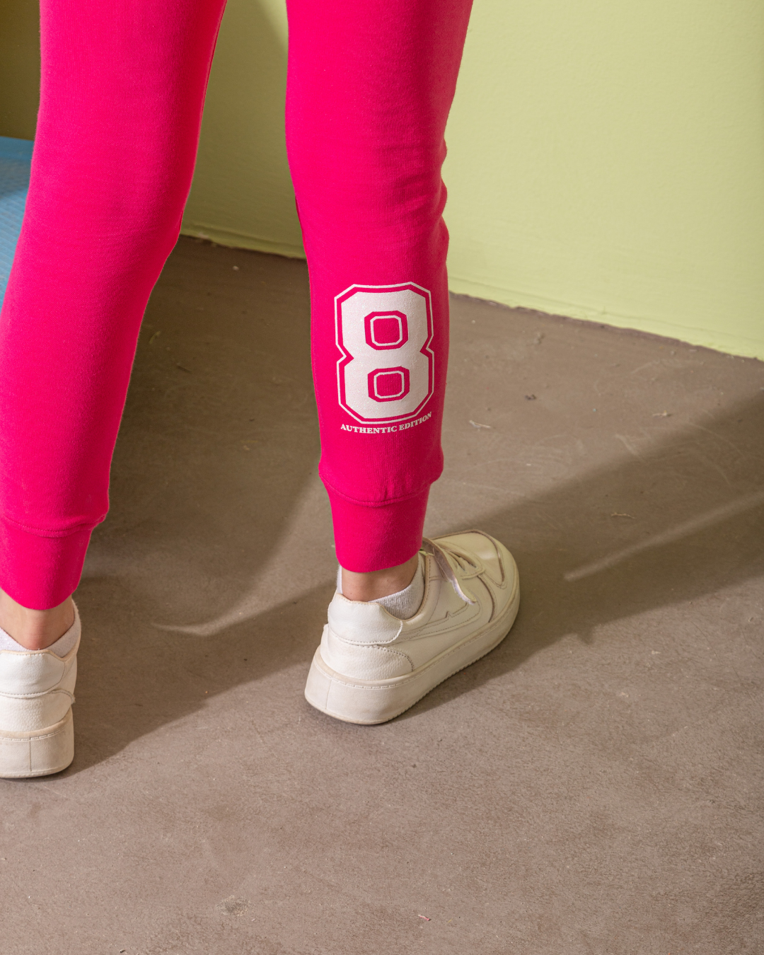 Authentic Edition بيجامه بناتي وسط خريفي