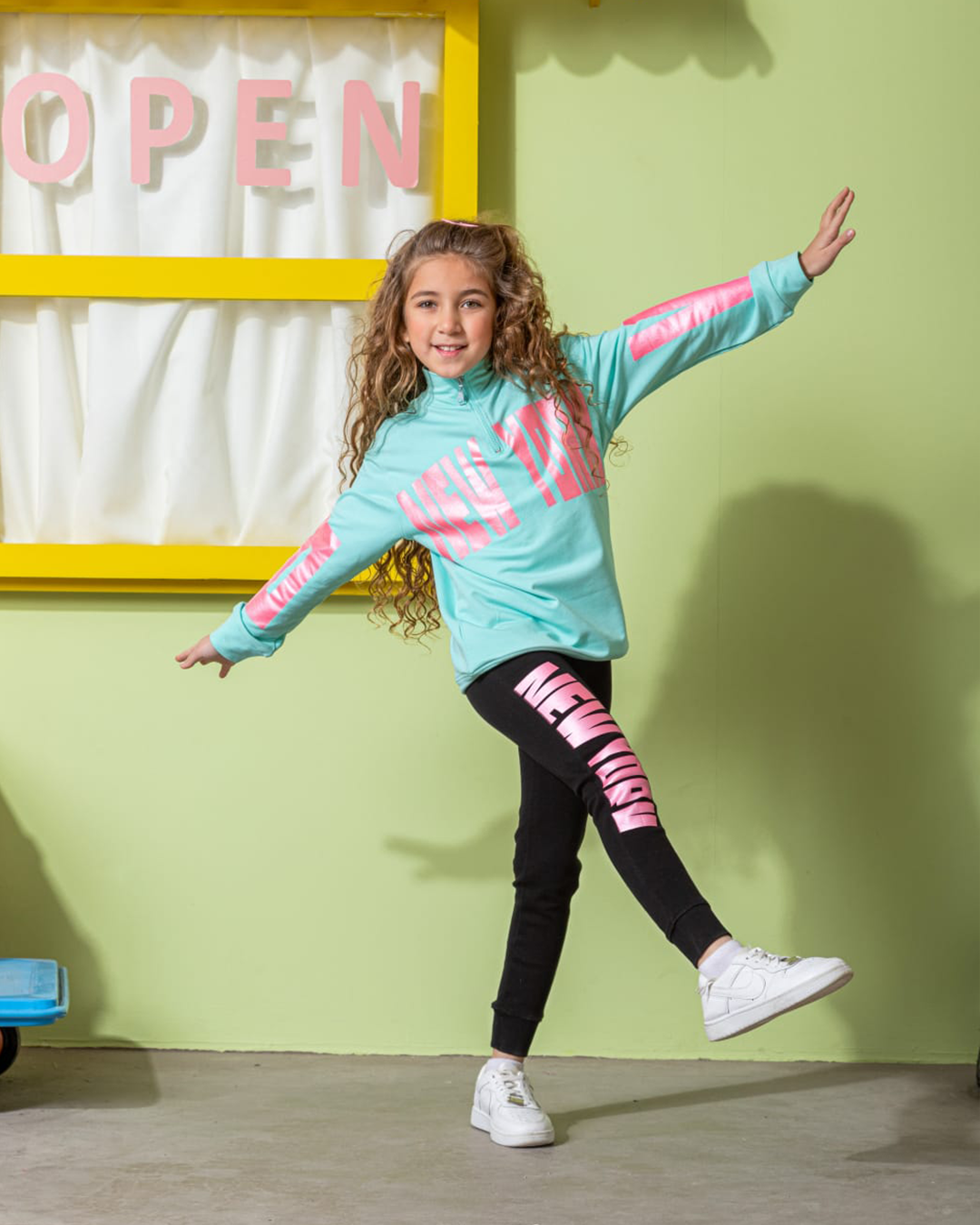 LOVE NEW YORK بيجامه بناتي وسط خريفي