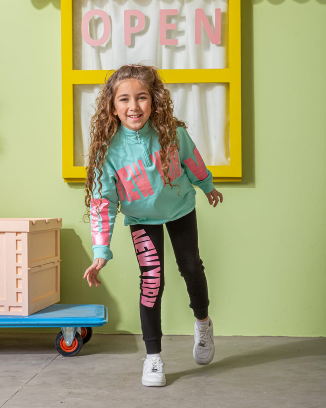 LOVE NEW YORK بيجامه بناتي وسط خريفي