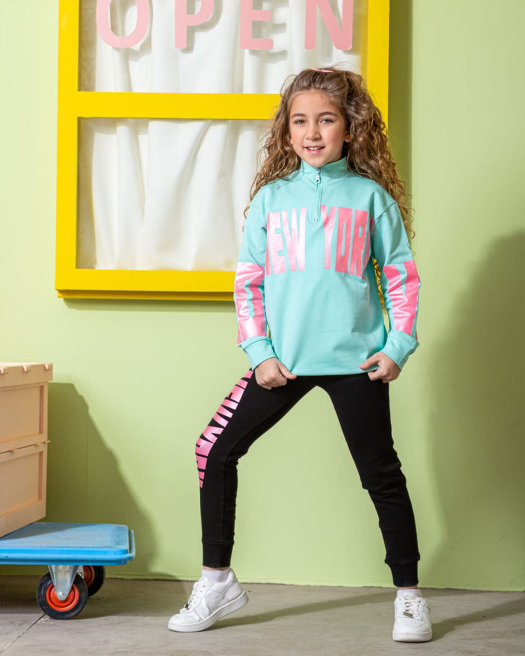 LOVE NEW YORK بيجامه بناتي وسط خريفي