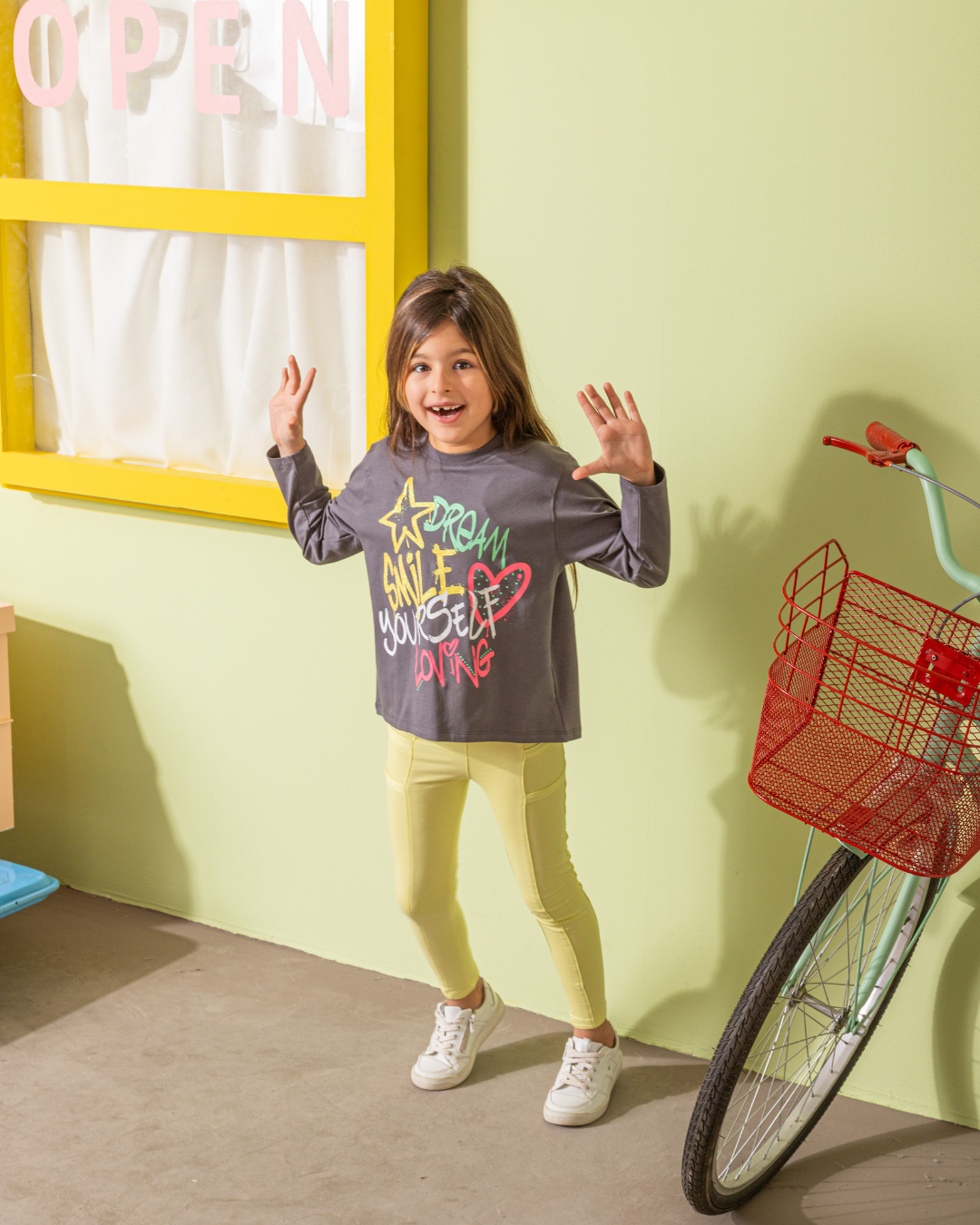 Dream Smile Yourself بيجامه بناتي وسط