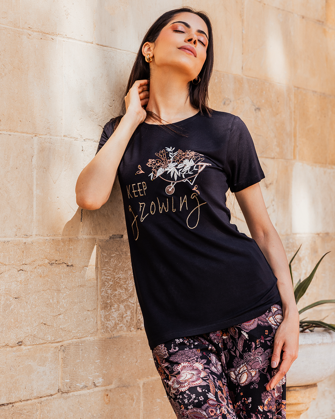 Women's pajamas, floral embroidery top, black floral trousers, brick