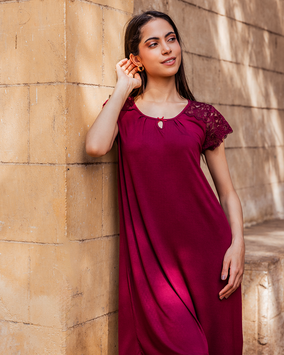 Women's plain lace raglan sleeve shirt