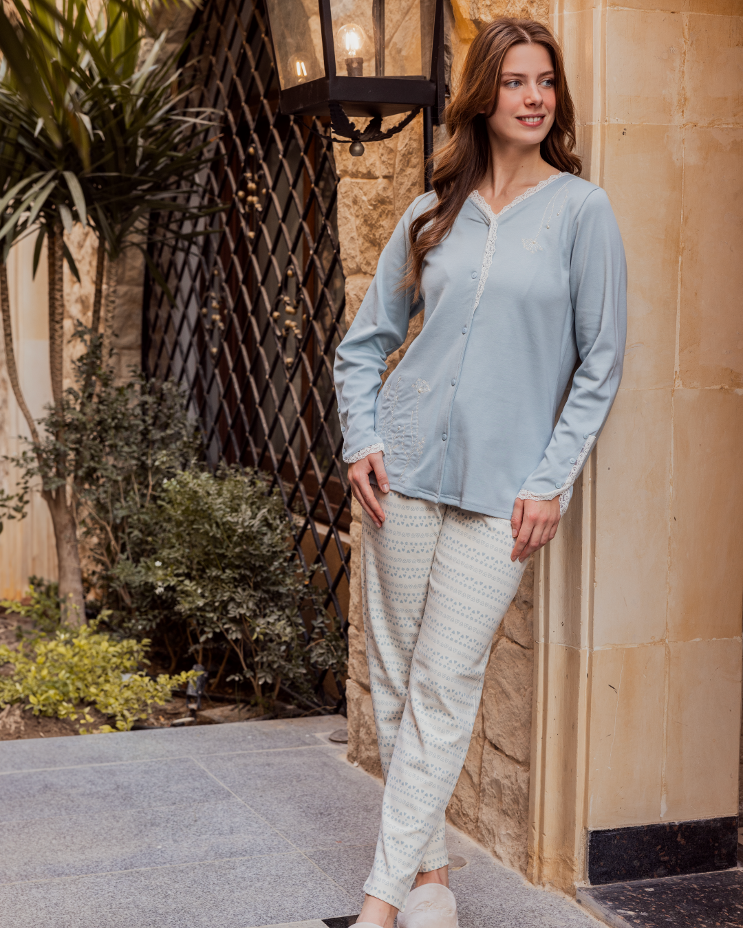 بيجامه حريمي فتح ازرار كم طويل بنطلون طويل دانتيلتطريز ورد