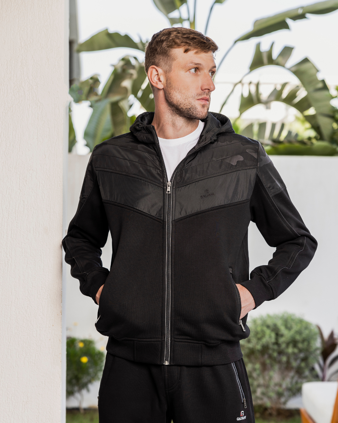 Men's pajama with lace and zipper