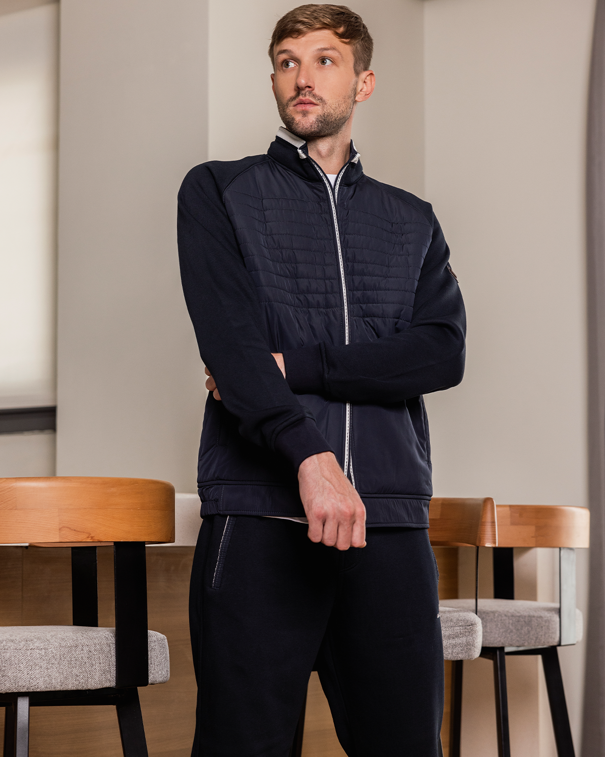 Men's pajamas with a collar and a zipper