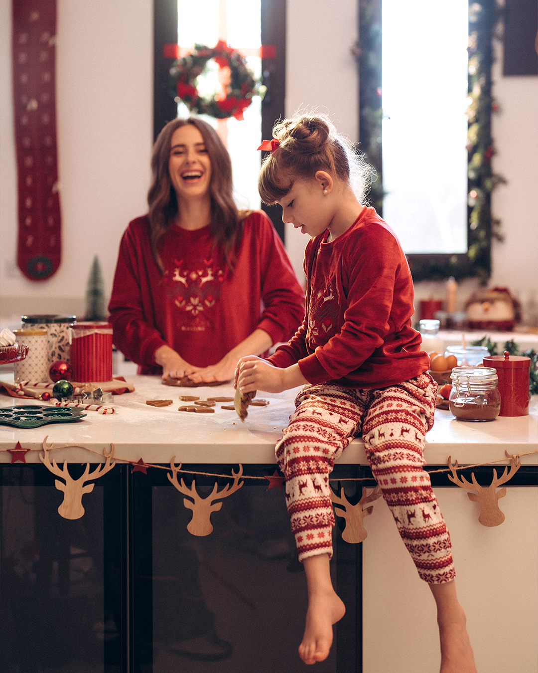 Winter Blessing Women's Polyester Plush Christmas Pajamas