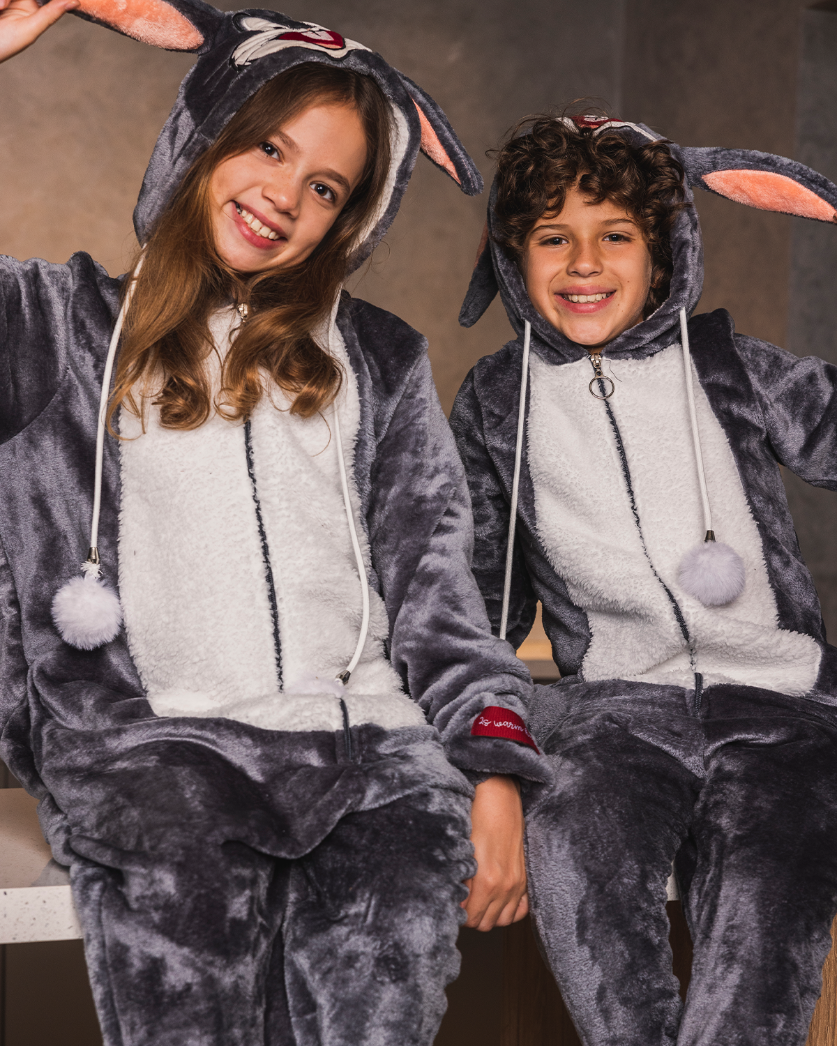 Bugs Bunny Unisex Onsie سالوبيت اطفالي بكابيشون شخصية باجس ياني