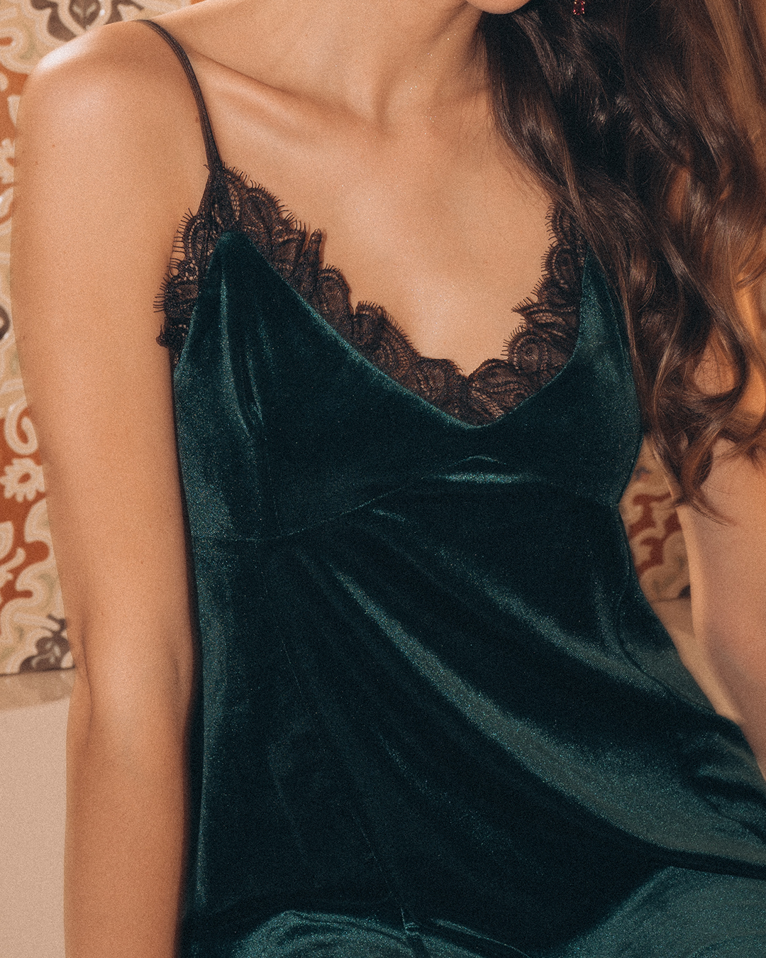 Polyester velor women's nightgown