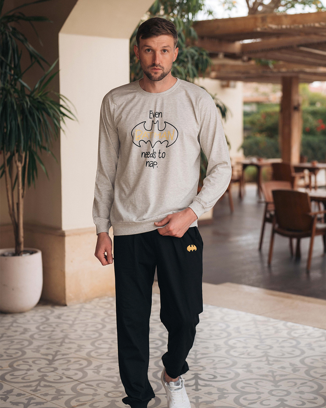 Batman needs to napبيجاما رجالي كُم طويل