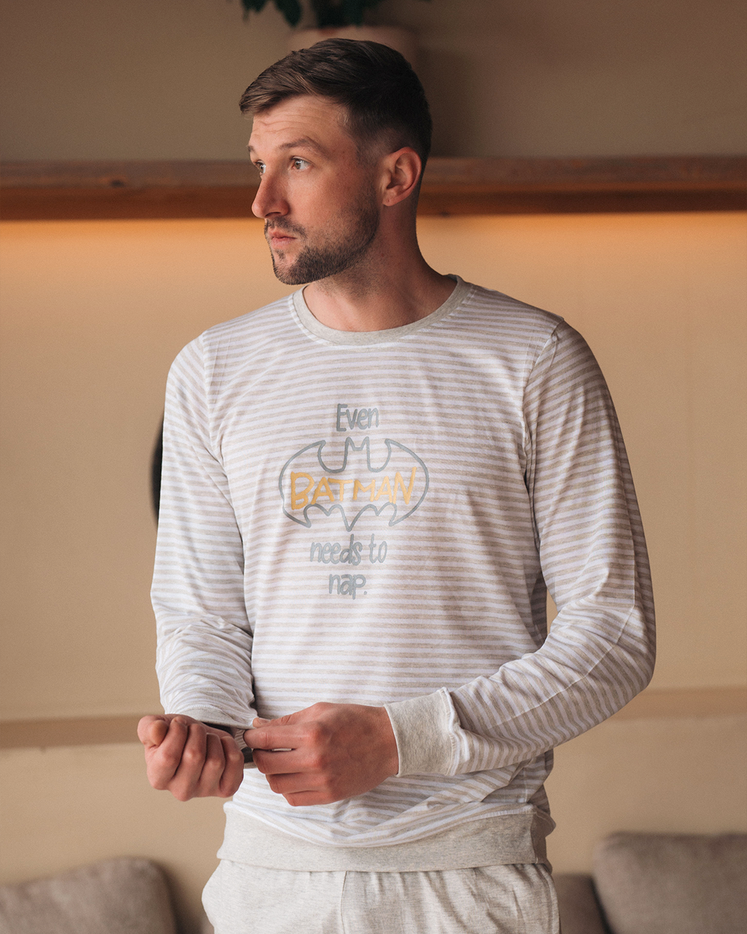 Batman needs to napبيجاما رجالي كُم طويل