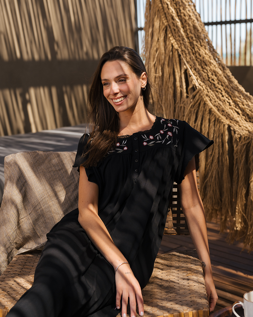 Embroidry nightgown جلابية حريمي نص كم فسكوز ليكرا