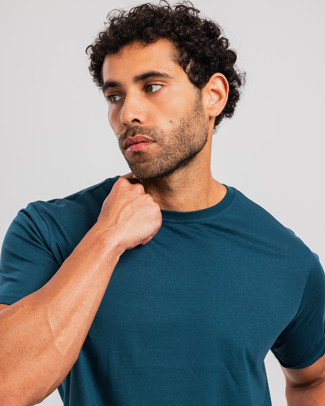 تيشرت رجالي نُص كُم سادة