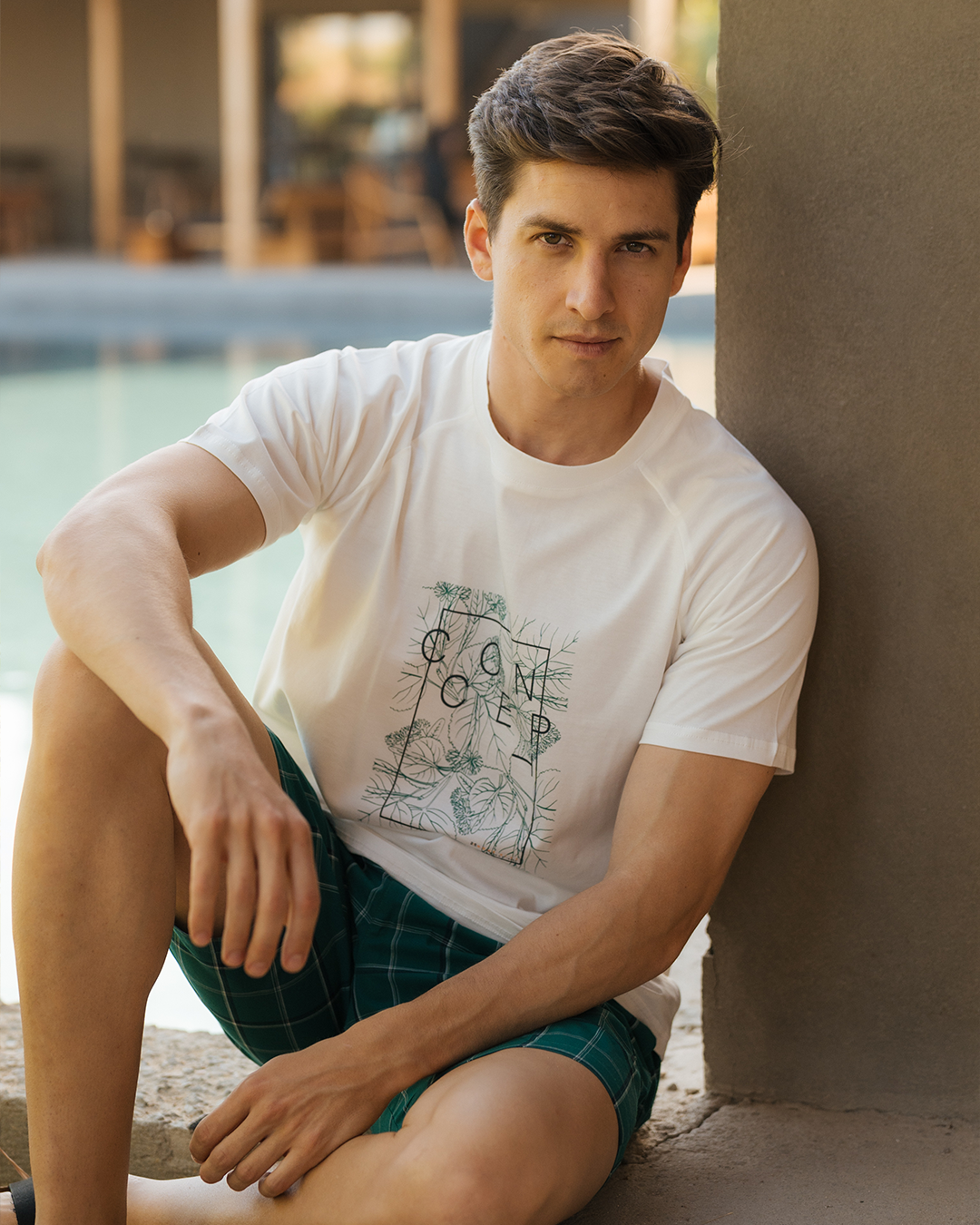 Concept men's pajamas with half sleeves and shorts