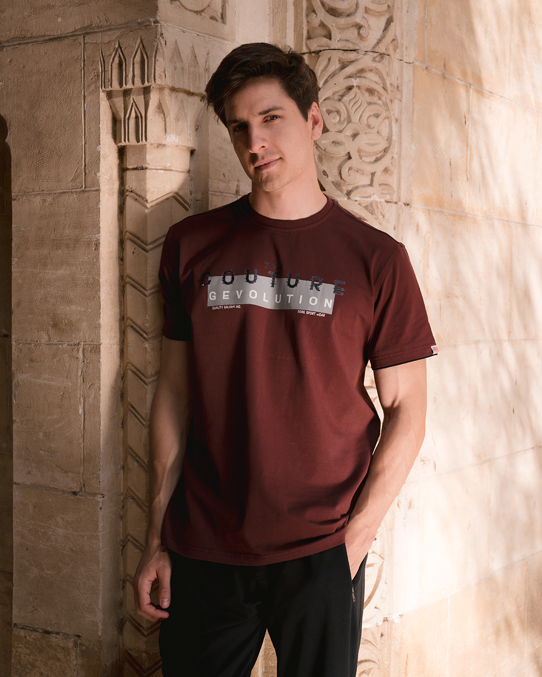 The couture GLV بيجامه رجالي حوض شروال طابعة علي الصدر
