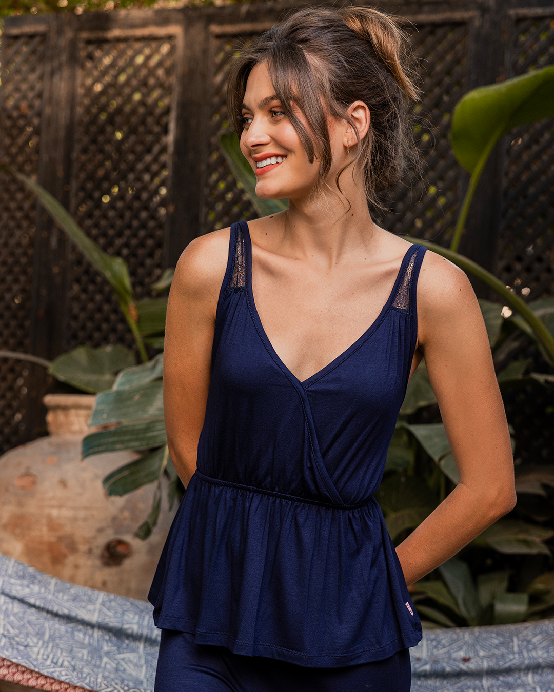 Dantel Pajama بيجاما حريمي سادة توب وبنطلون بدانتيل