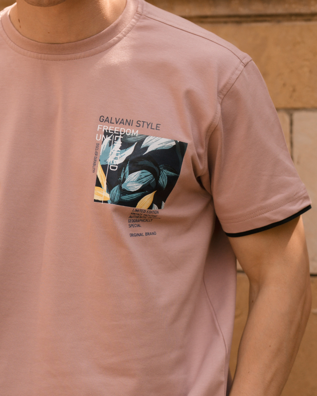 GLV FREEDOM  بيجامه رجالي حوض شورت طابعة علي الصدر