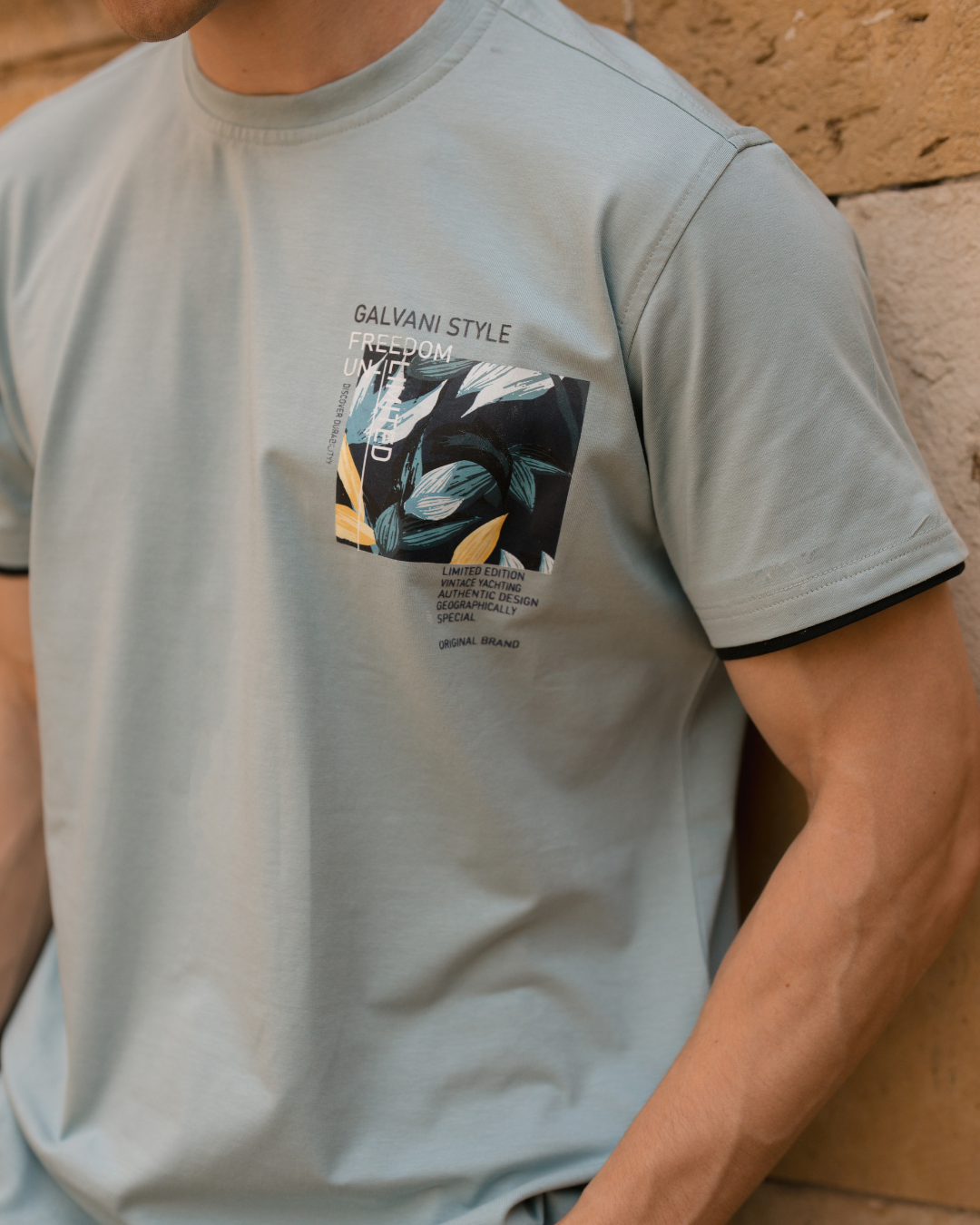 GLV FREEDOM  بيجامه رجالي حوض شورت طابعة علي الصدر