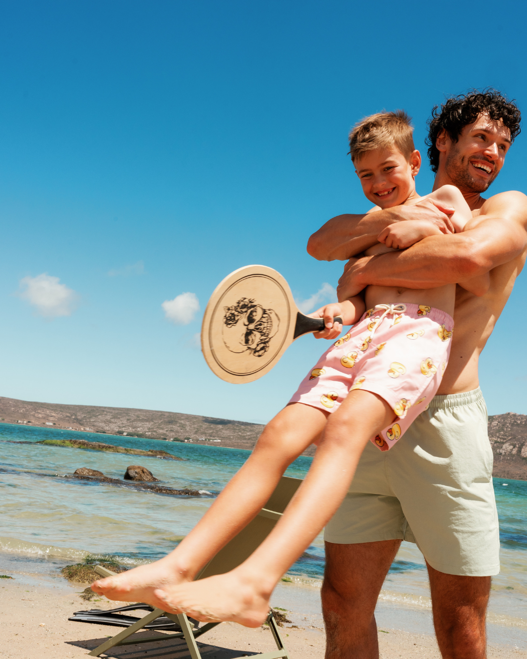 مايوه رجالي بألوان صيفية