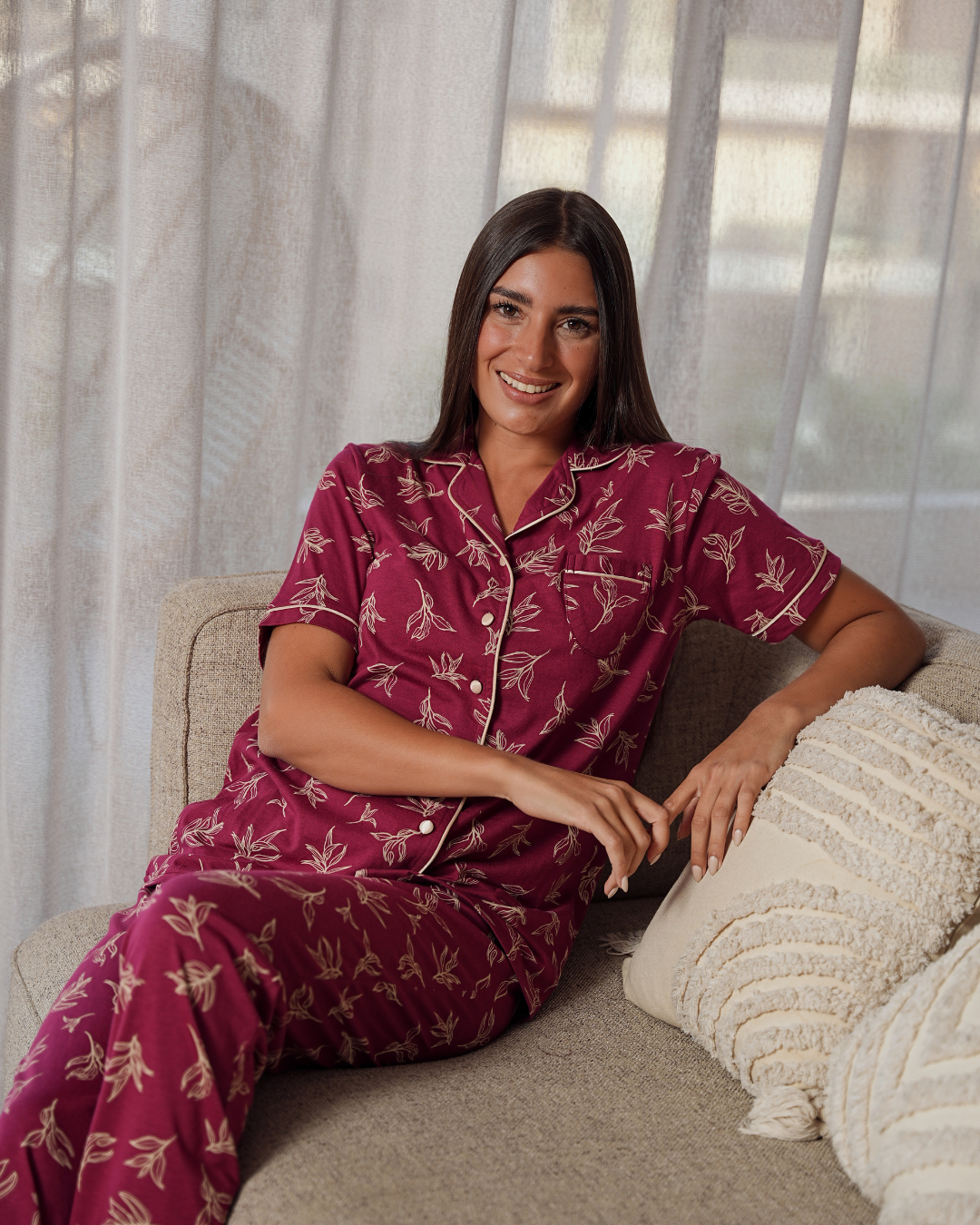 بيجامه حريمي كلاسيك سبعه بزراير مطبوع ورق الشجر