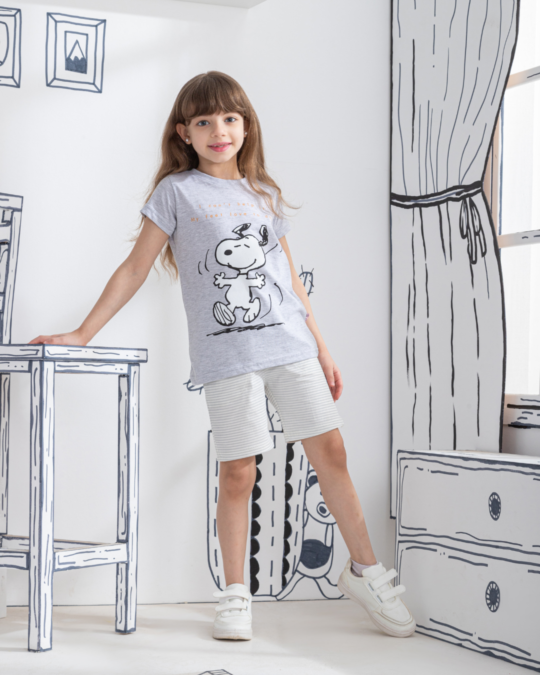 Snoopy dancing بيجاما بناتي نُص كُم