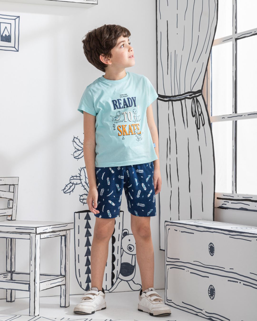 Skate board بيجاما اولادي نص كم