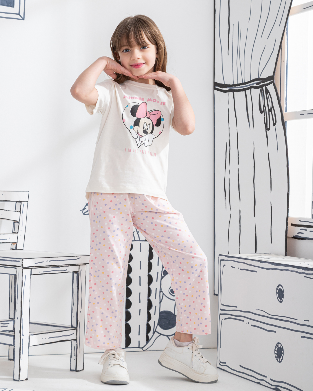 Minnie in a heart بيجاما بناتي نُص كُم