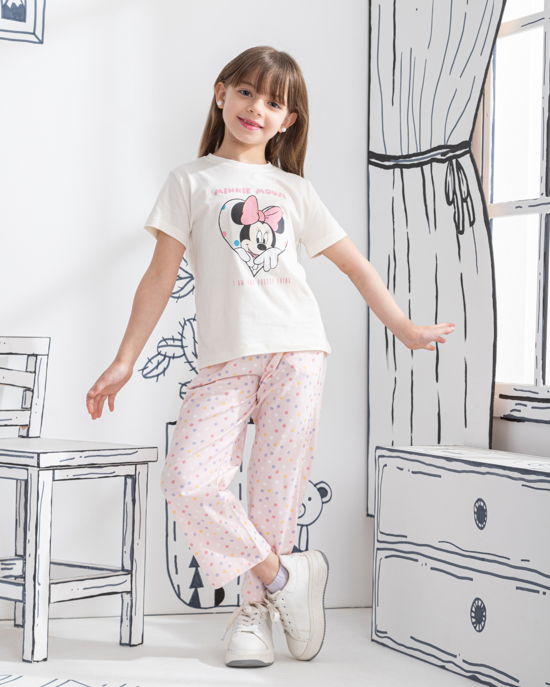 Minnie in a heart بيجاما بناتي نُص كُم