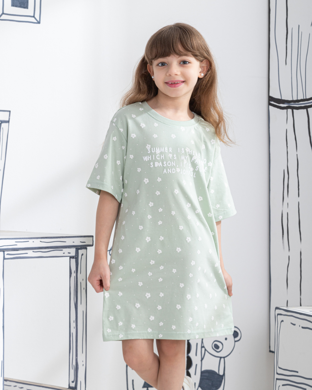 Summer is here كاش مايوه بناتي نُص كُم