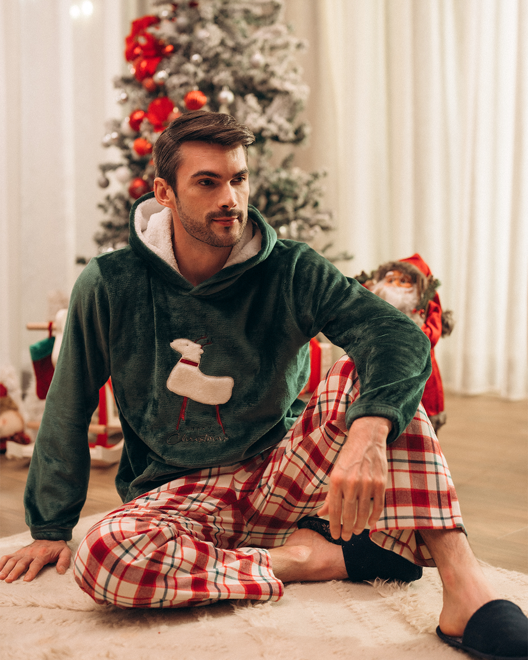 Merry Christmass بيجاما رجالي بكابيشون  بولار * فييلا