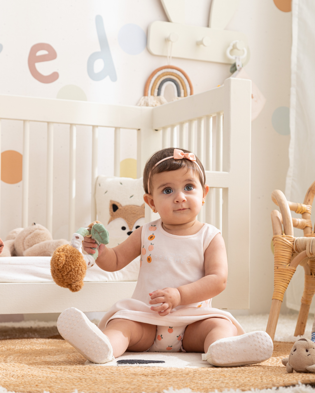 It's Season of peaches فستا بناتي كَت