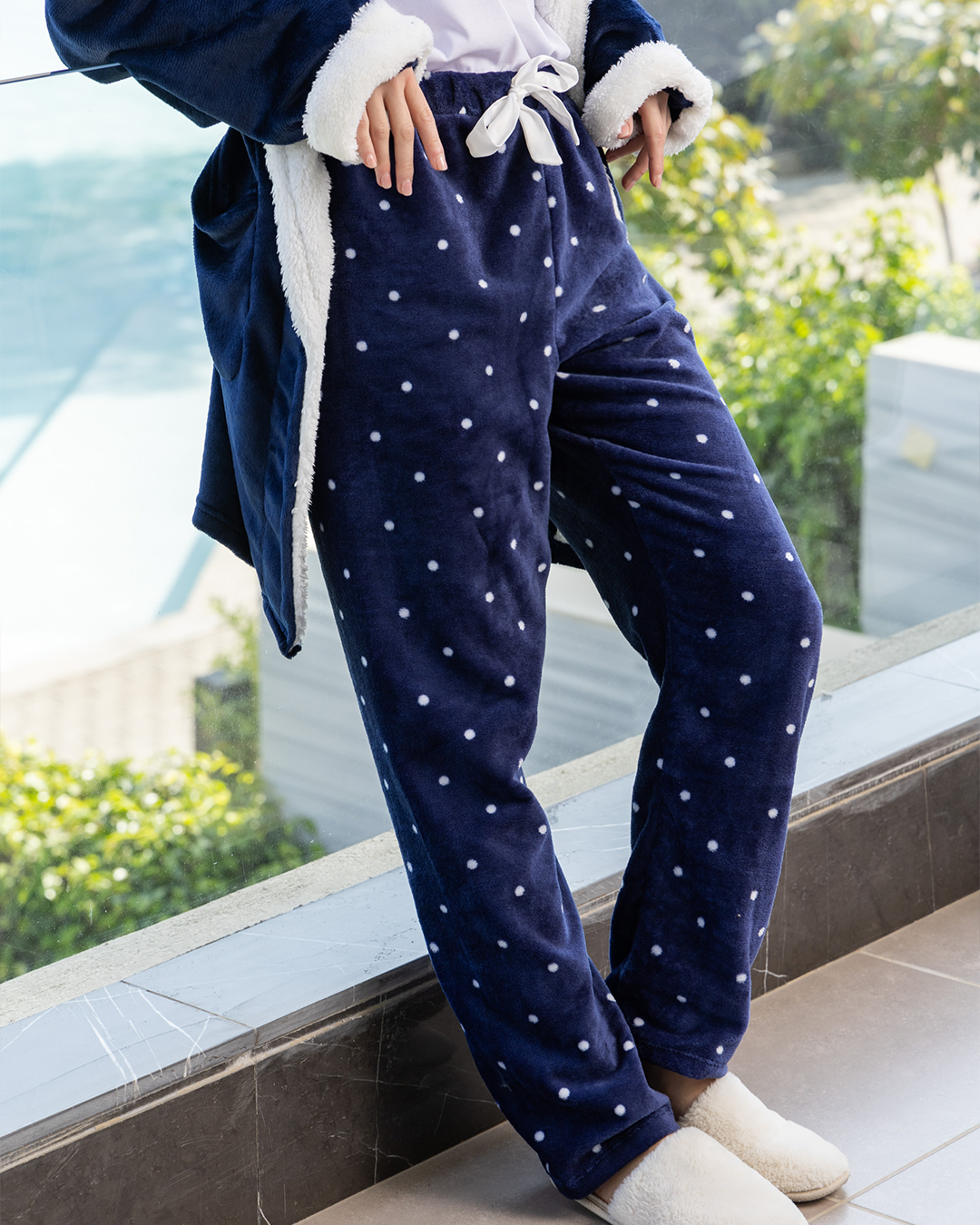 بنطلون حريمي شتوي برباط منقط