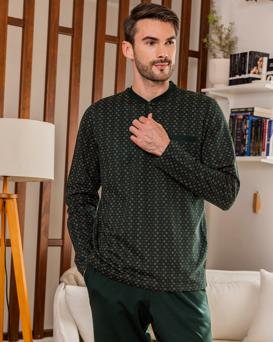 Plain men's pajamas, long-sleeved dyed-printed jacket with a round neck and buttoned collar