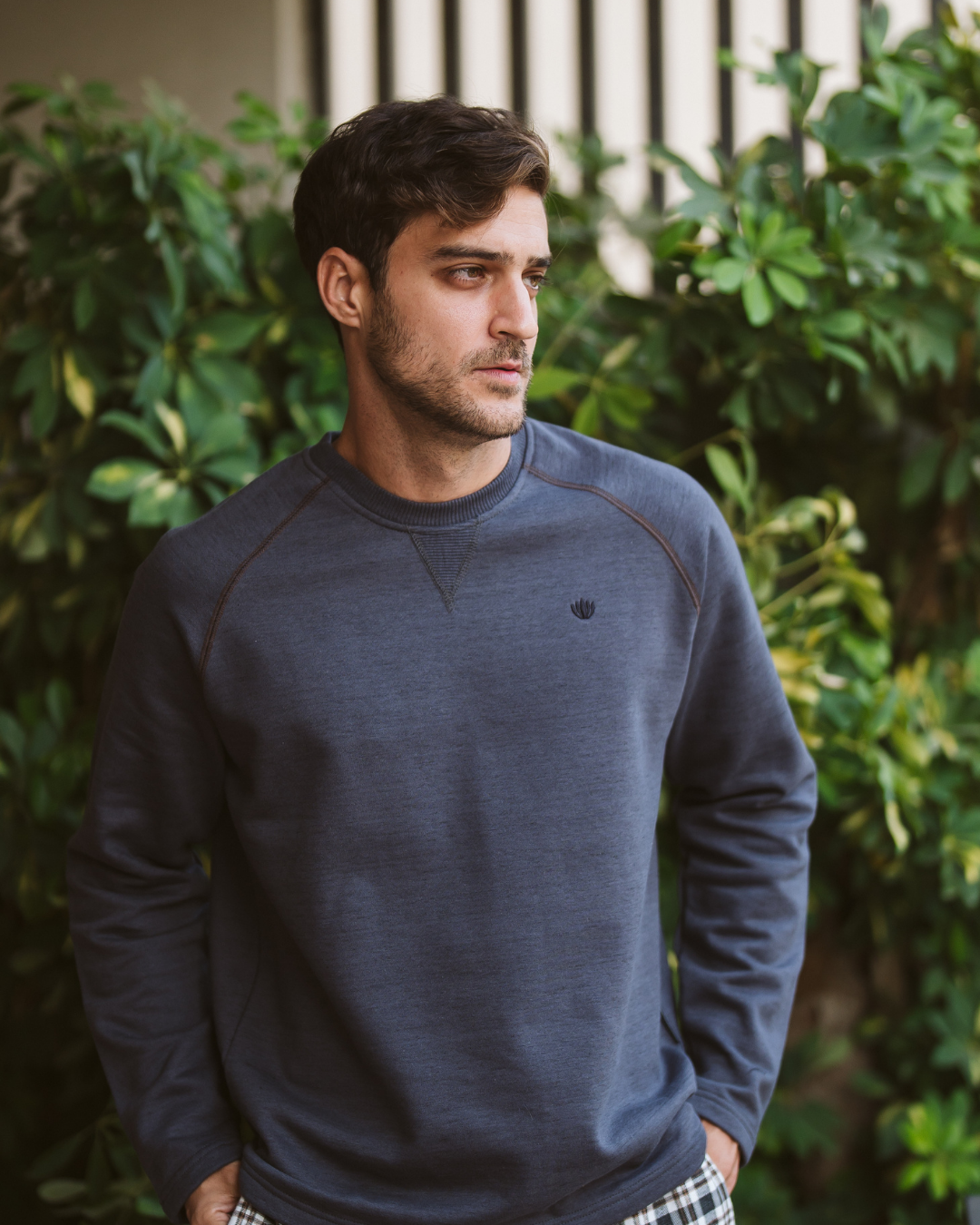 بيجاما رجالى سادة  نسيج كاروه سويت شيرت سادة كم طويل رجلان برش مع رقبة روند وقصة صدر