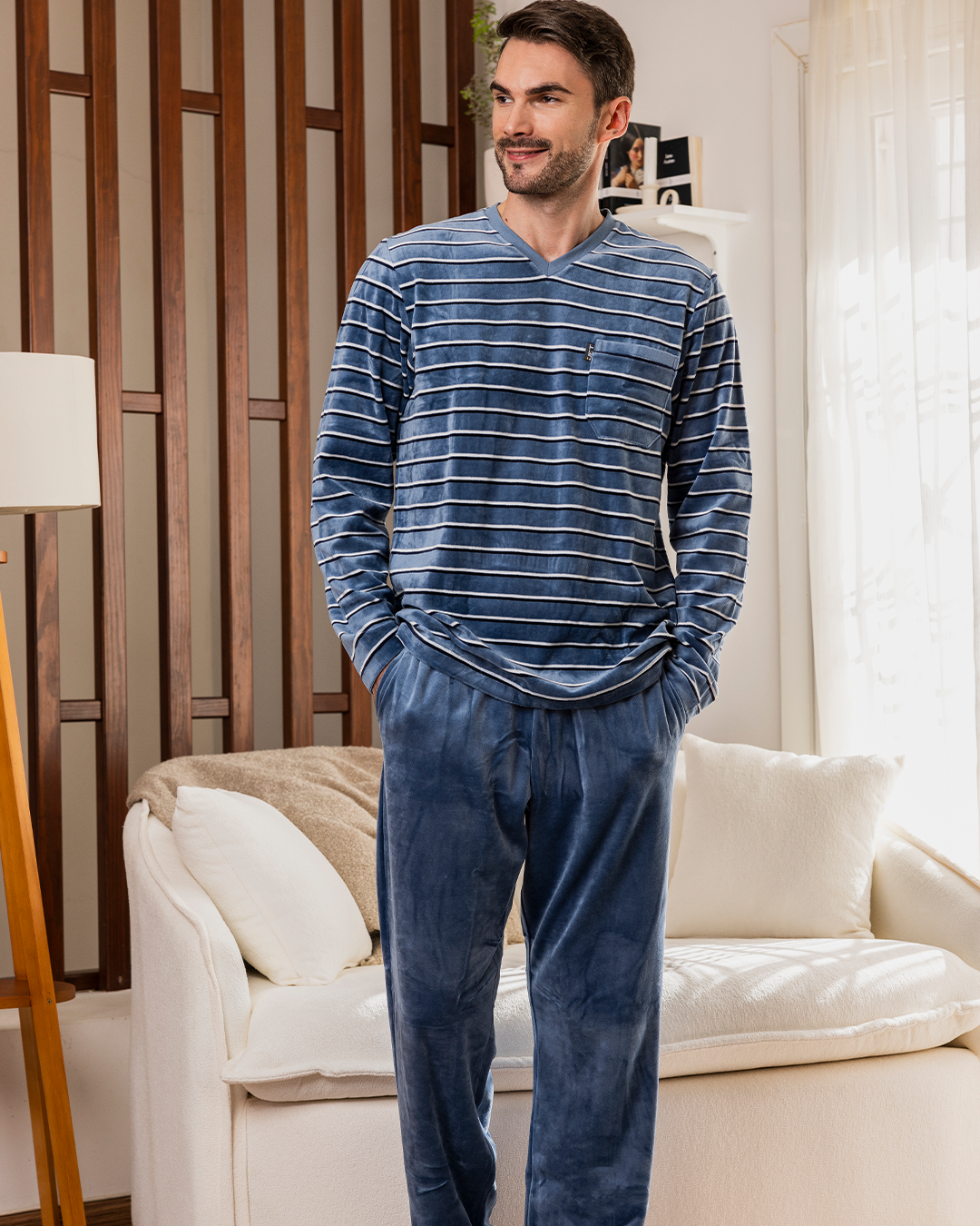 (v) بيجاما رجالى مقلم عرضى و جيب صدر ببنده +   بنطلون ساده بأستك عريض