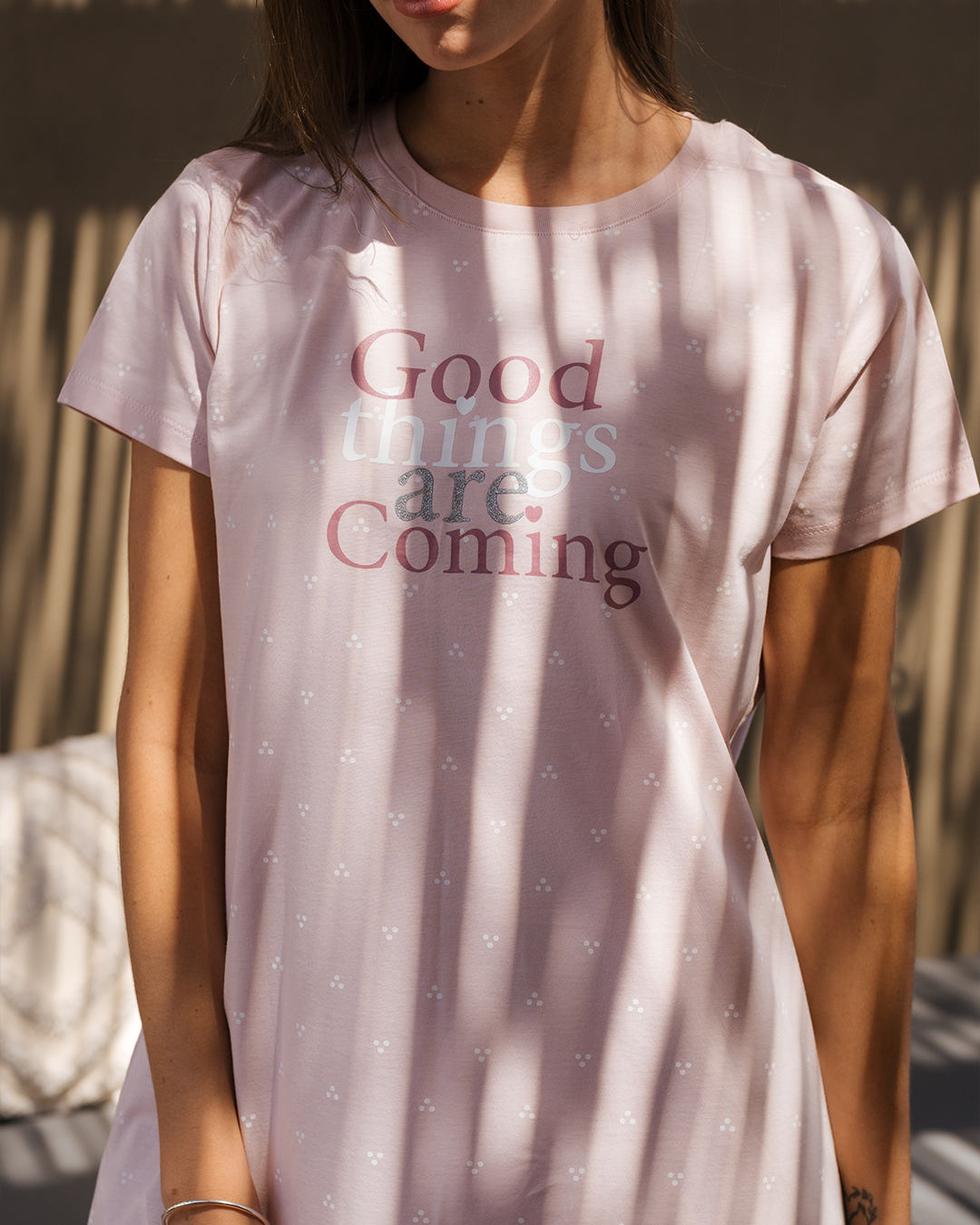 Good things are coming قميص نوم حريمي نص كم