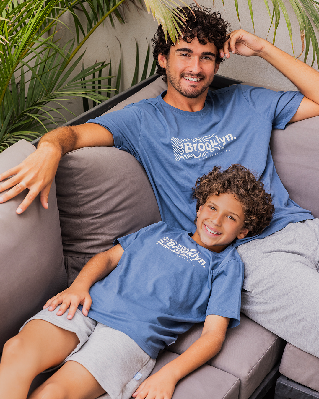 Brooklyn تيشرت أولادي نص كم