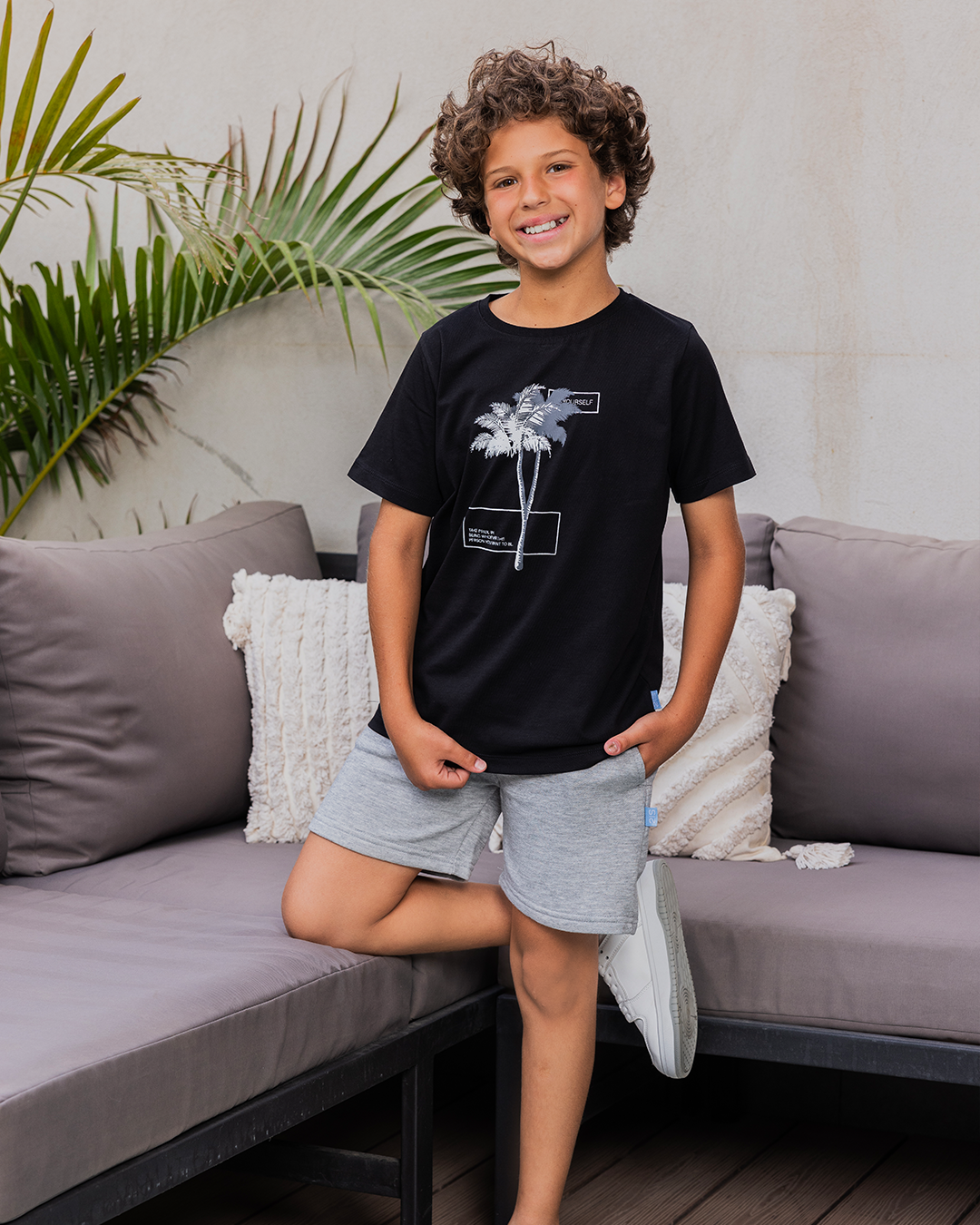 Palm tree تيشرت أولادي نص كم