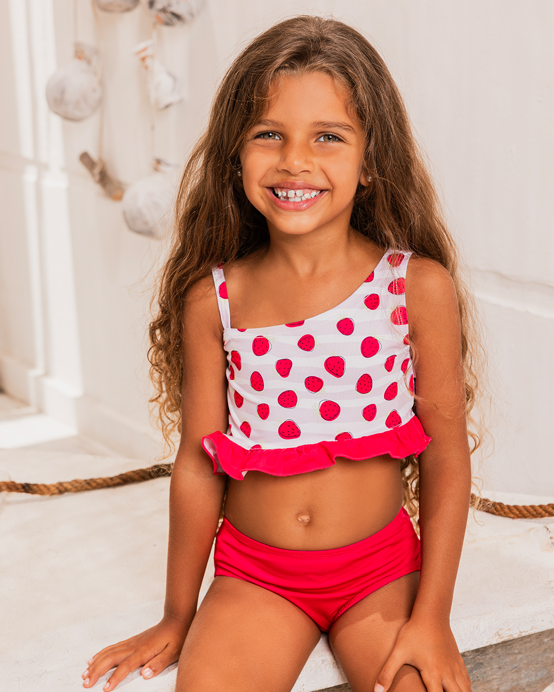 Strawberries مايو بناتي قطعتين