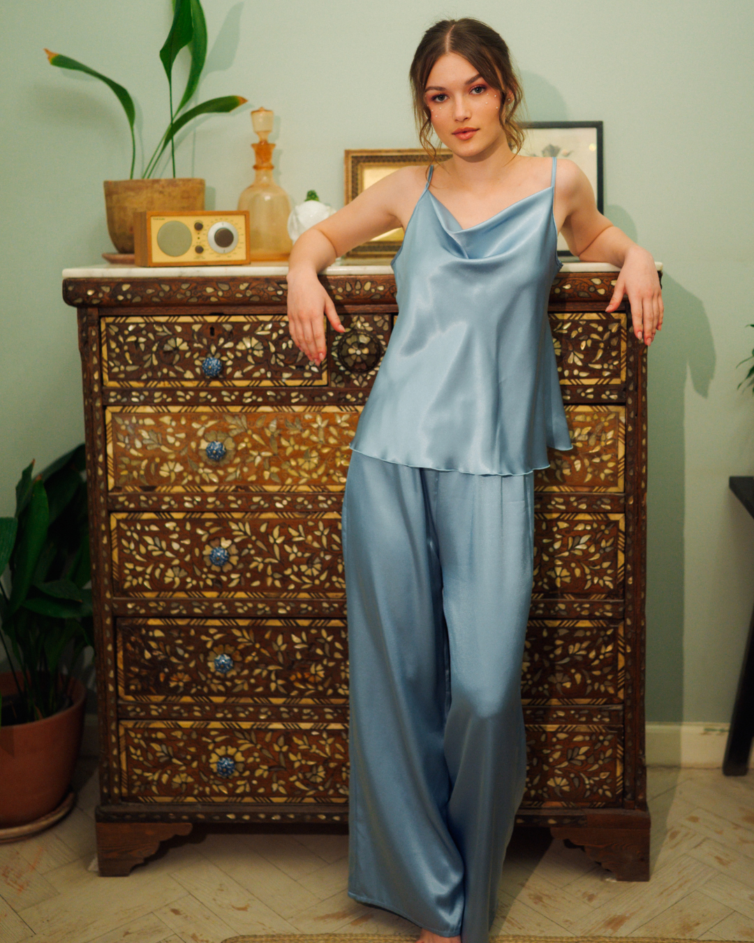 بيجاما بنطلون حمالة ساتان