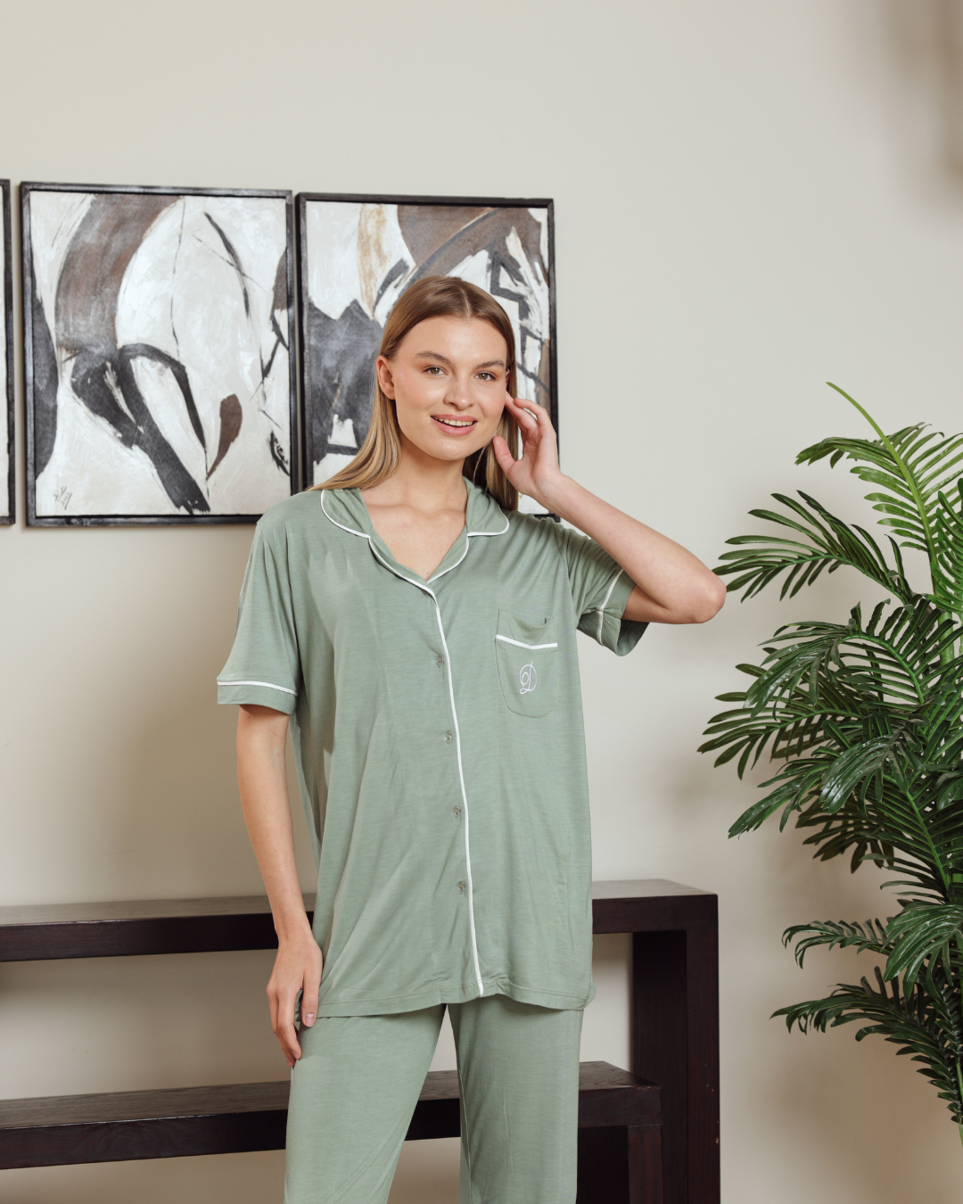 Women's classic plain half-sleeve pajamas