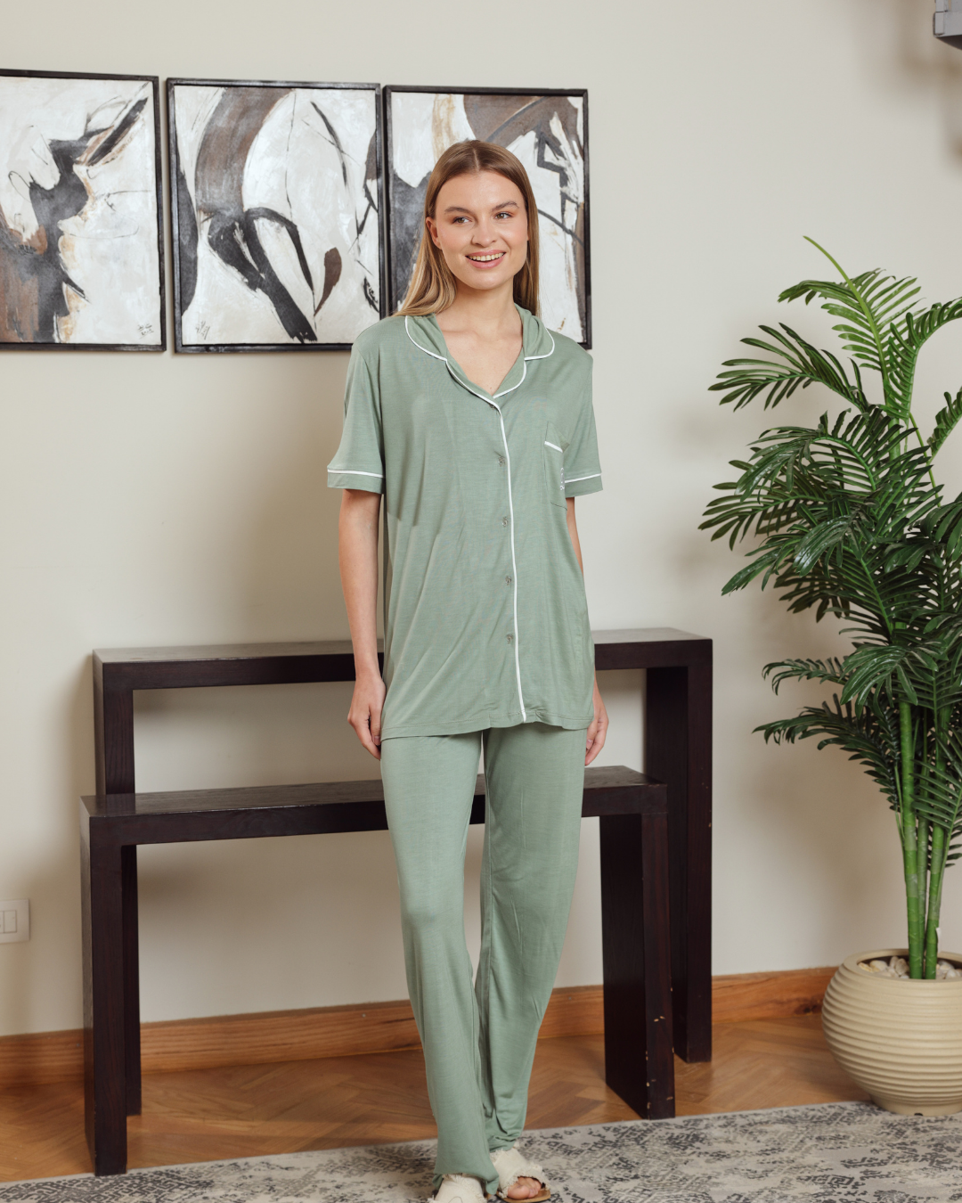 Women's classic plain half-sleeve pajamas