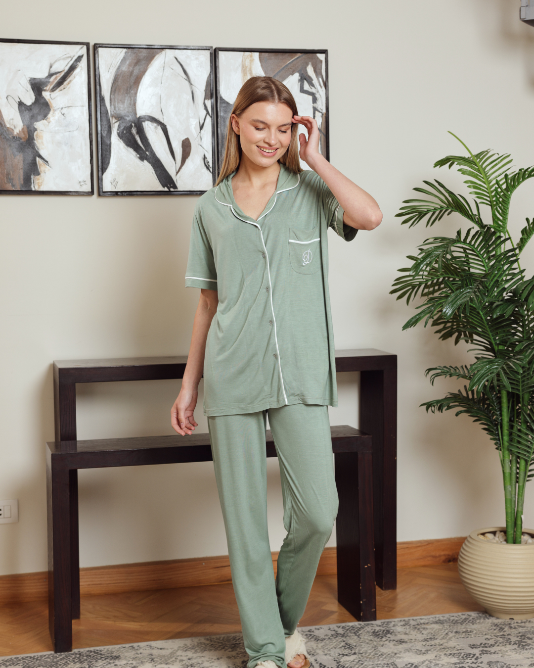 Women's classic plain half-sleeve pajamas